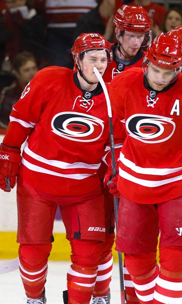 Two quick goals in 3rd help Hurricanes rally past Sabres